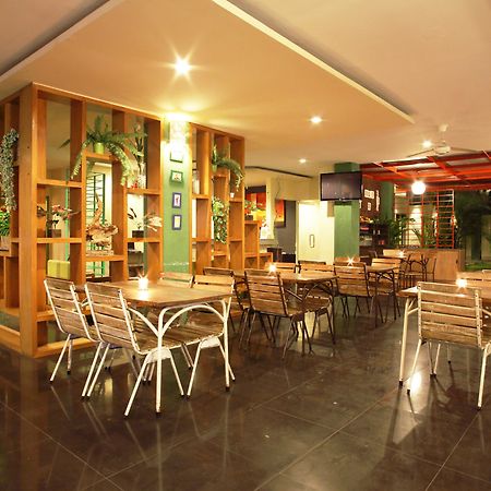 Spazzio Bali Hotel Kuta Lombok Exteriör bild