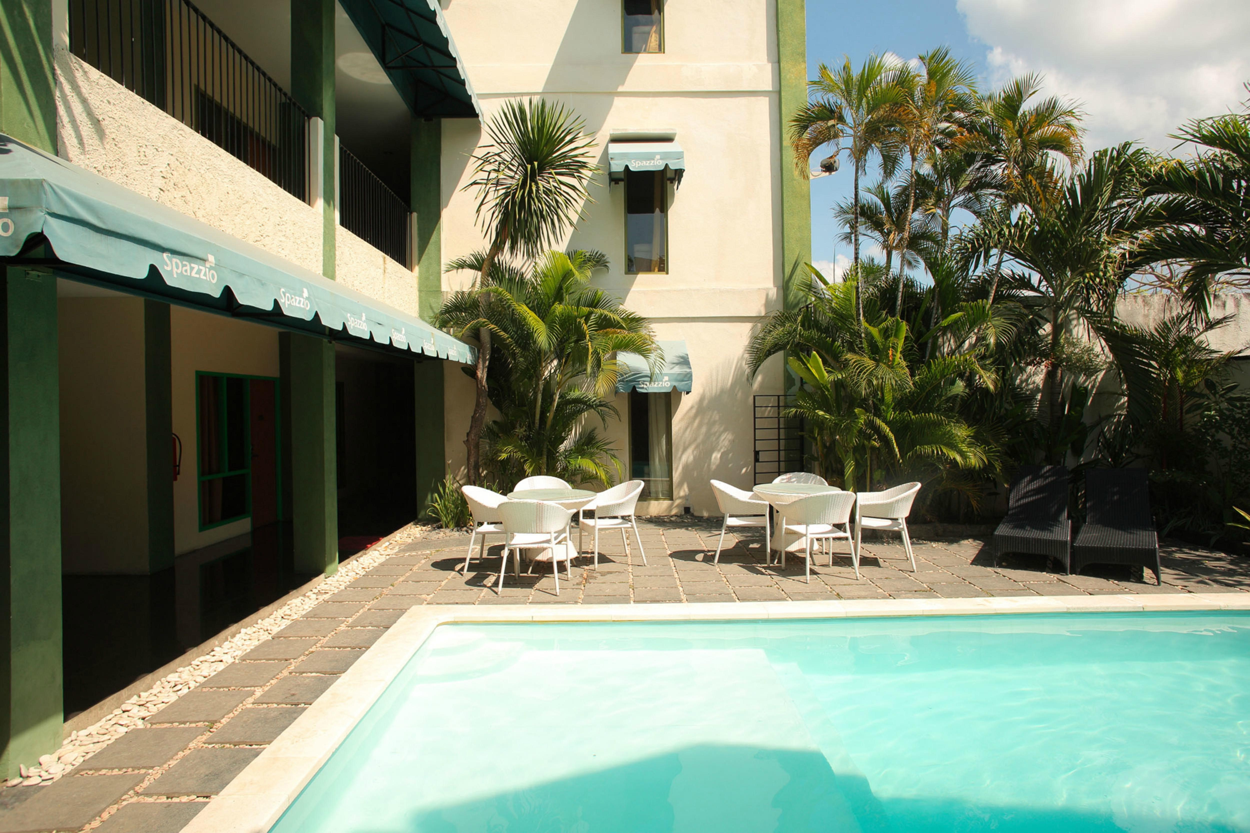 Spazzio Bali Hotel Kuta Lombok Exteriör bild