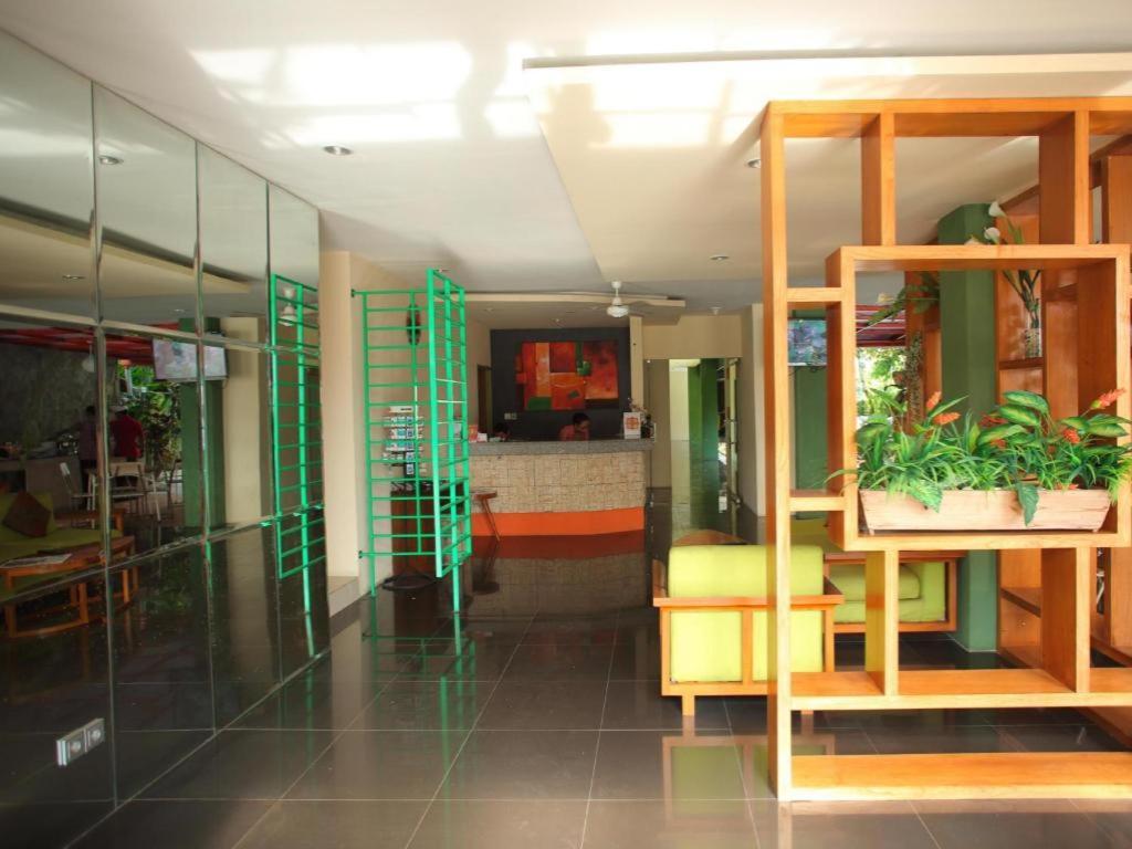 Spazzio Bali Hotel Kuta Lombok Exteriör bild