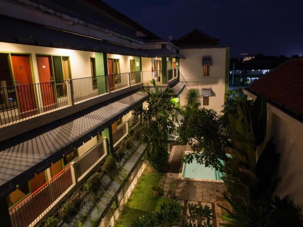 Spazzio Bali Hotel Kuta Lombok Exteriör bild