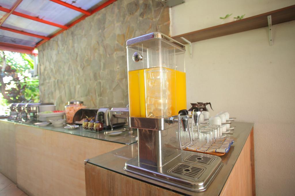 Spazzio Bali Hotel Kuta Lombok Exteriör bild
